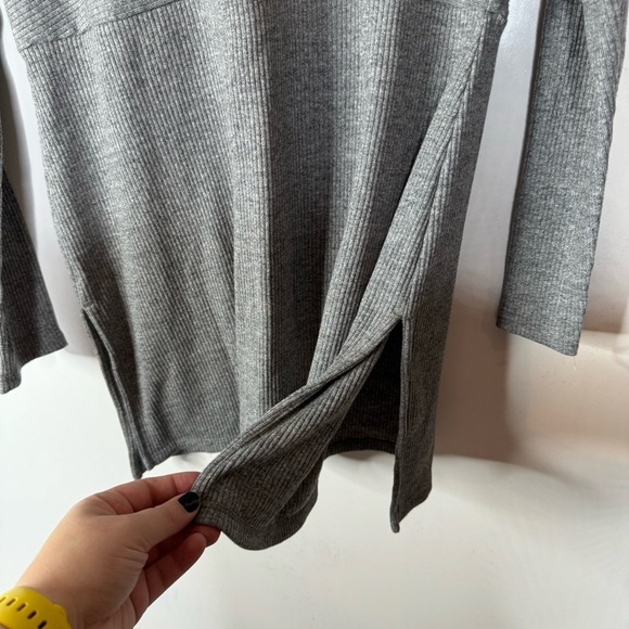 J. Jill NWT Gray Hooded Long Sleeve Tunic Size Xsmall - Picture 6 of 6